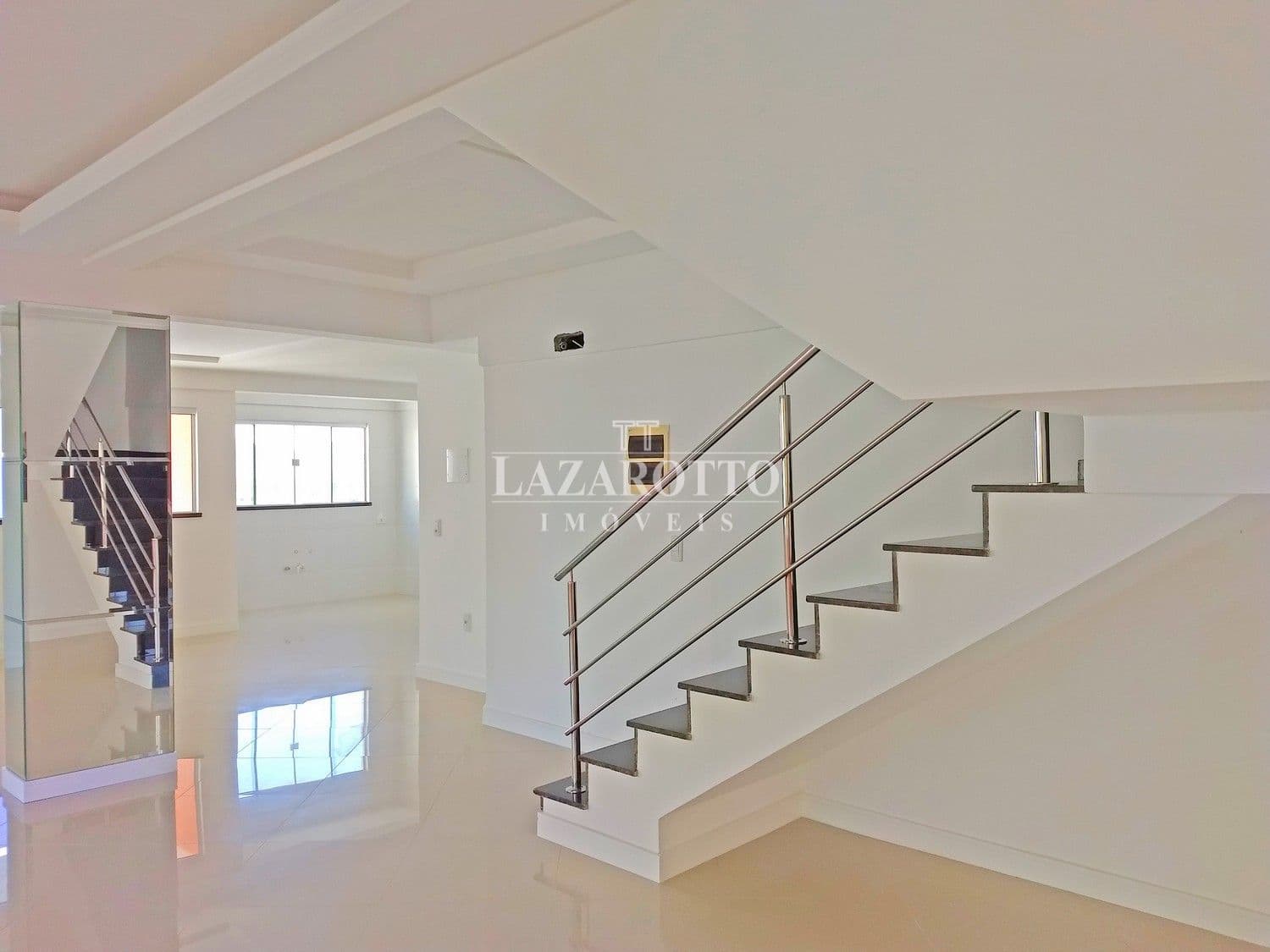 Apartamento à venda – Rua 313 B • Meia Praia • Itapema