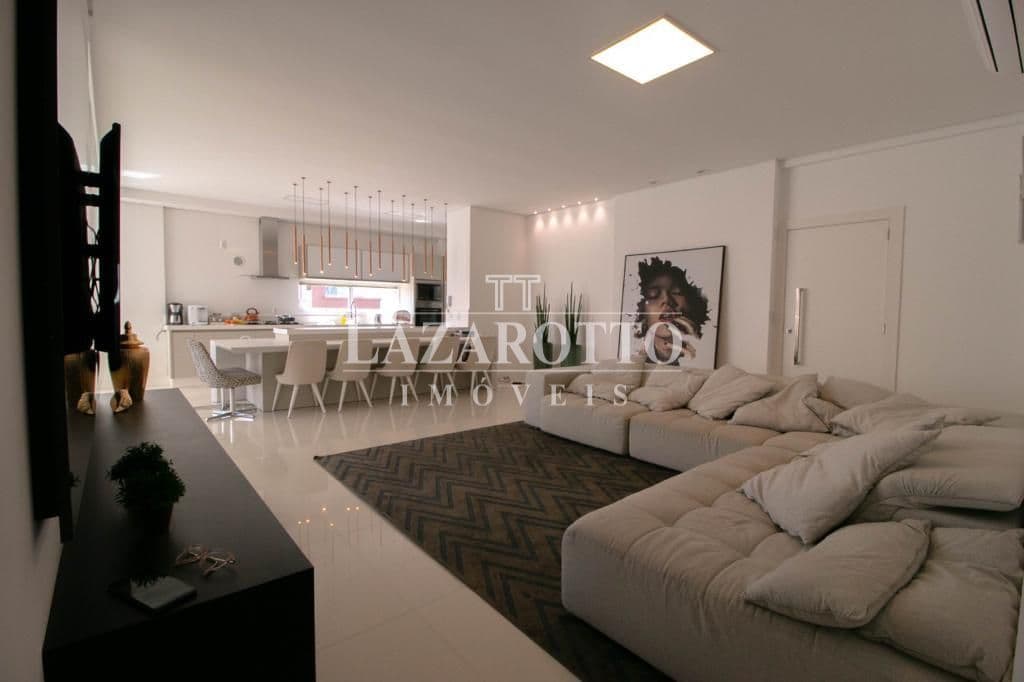 Apartamento à venda – Rua 260 • Meia Praia • Itapema