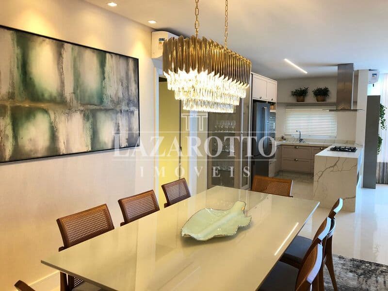Apartamento à venda – Rua 319 • Meia Praia • Itapema