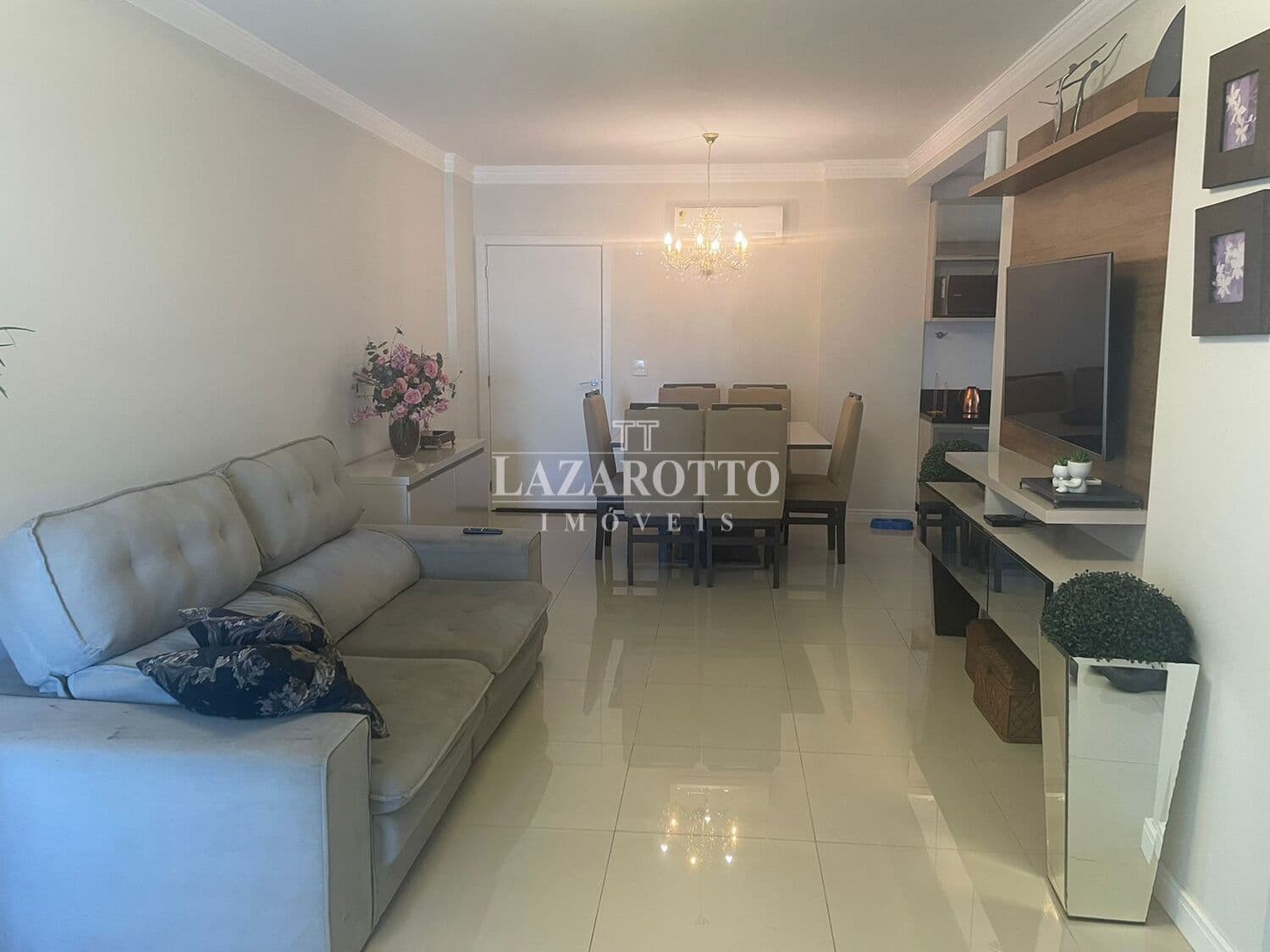 Apartamento à venda – Rua 302 • Meia Praia • Itapema