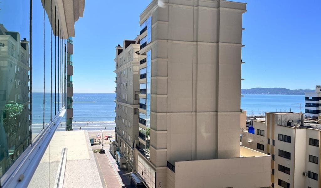 Apartamento à venda – Rua 241 • Meia Praia • Itapema