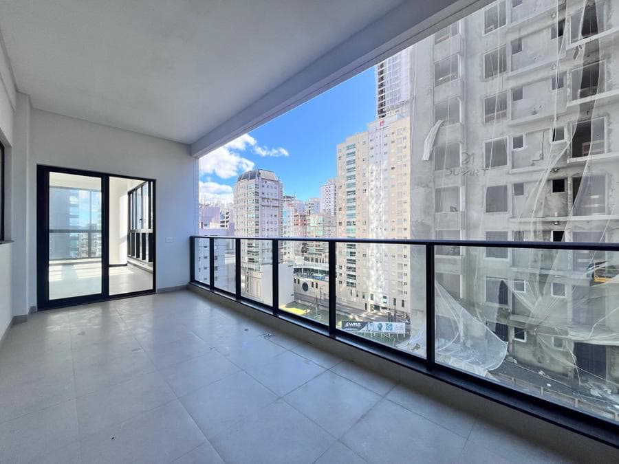 Apartamento à venda – Rua 295 • Meia Praia • Itapema