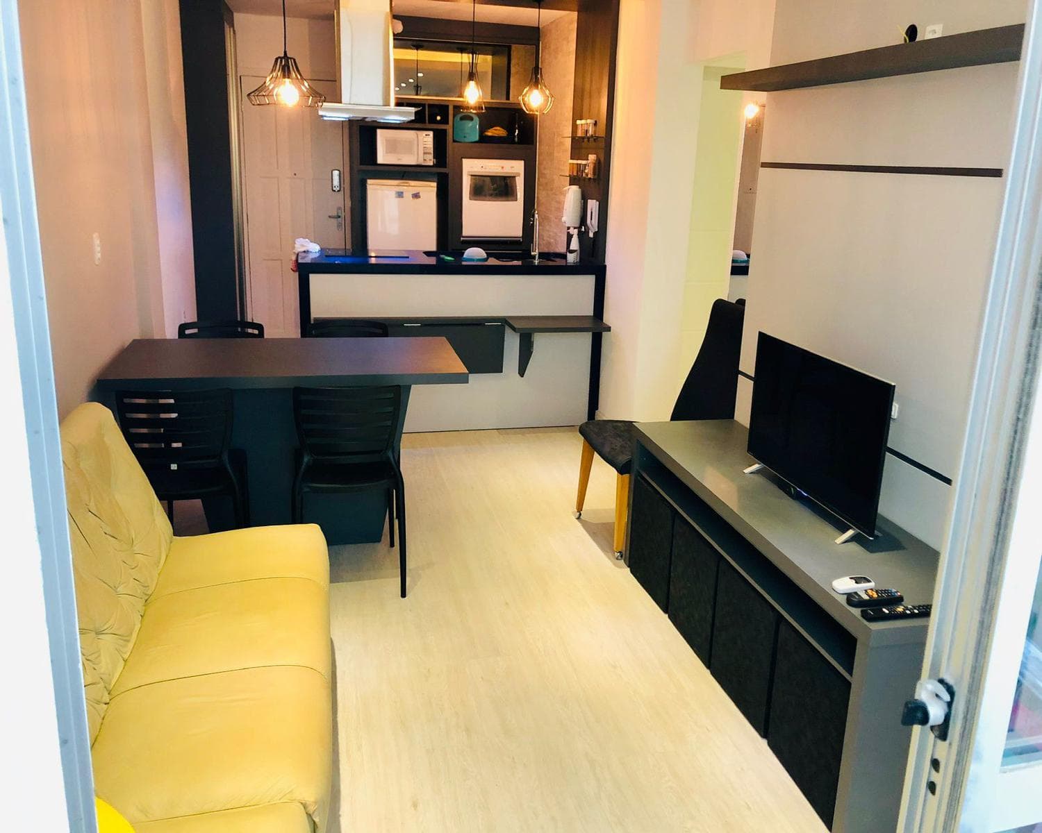 Apartamento à venda – Rua 261 • Meia Praia • Itapema