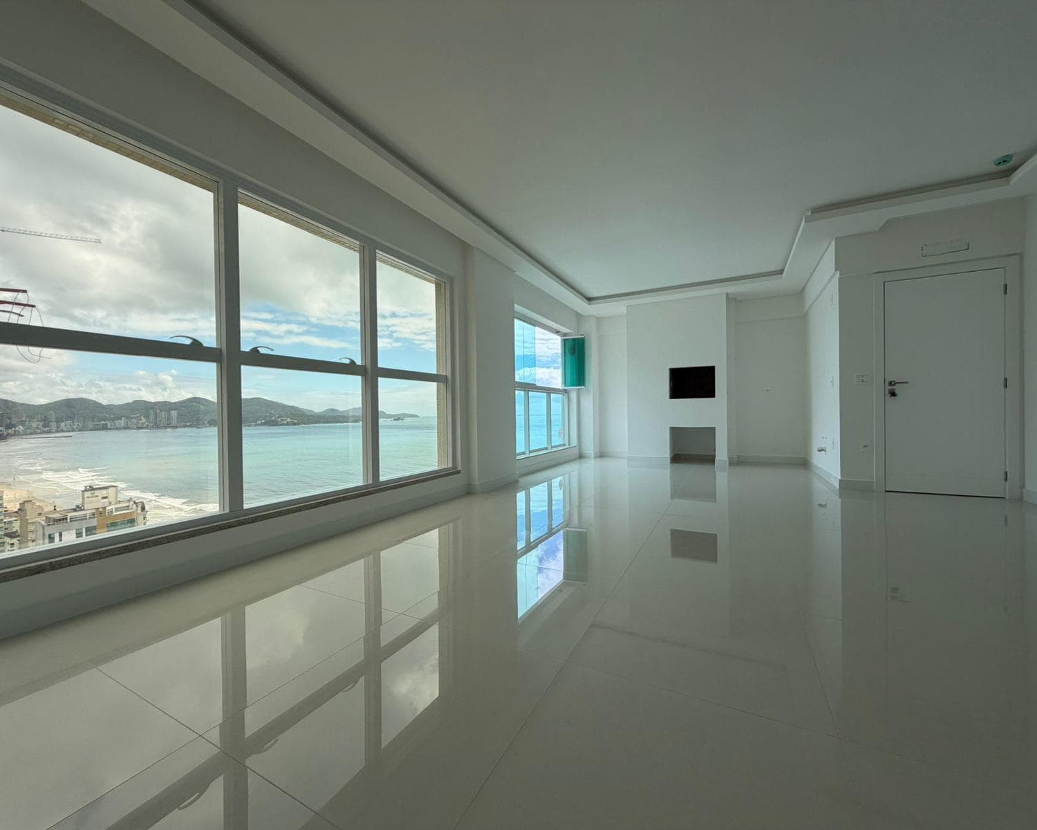 Apartamento à venda – Rua 253 • Meia Praia • Itapema