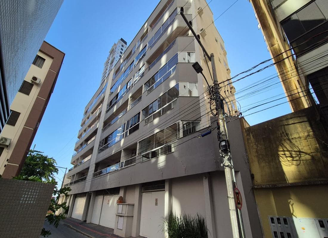 Apartamento à venda – Rua 313 B • Meia Praia • Itapema