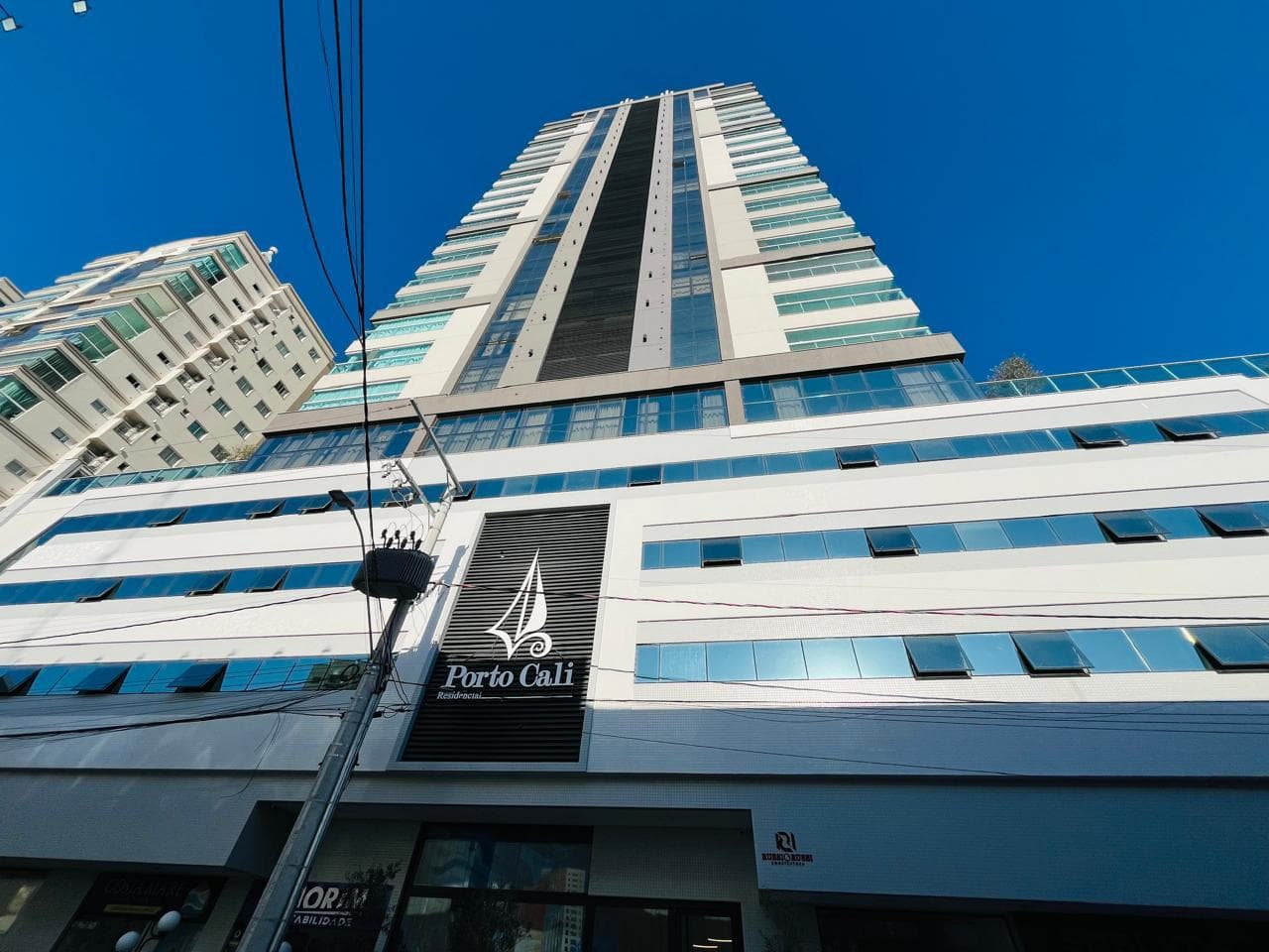 Apartamento à venda – Rua 232 • Meia Praia • Itapema