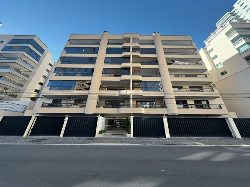Apartamento à venda – Rua 278 • Meia Praia • Itapema