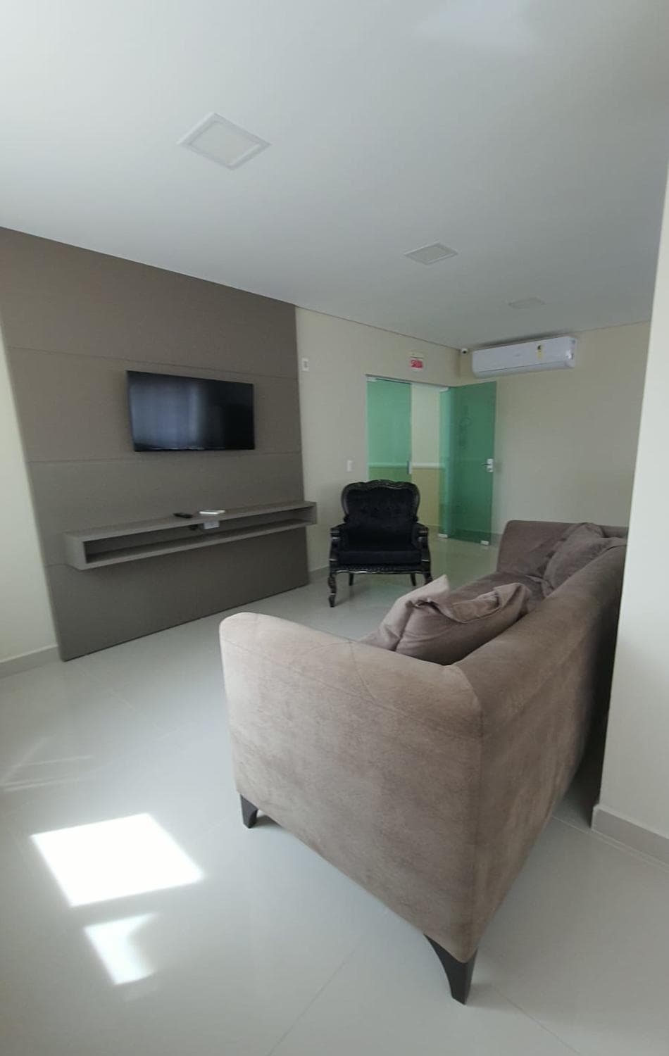 Apartamento à venda – Rua 272 • Meia Praia • Itapema