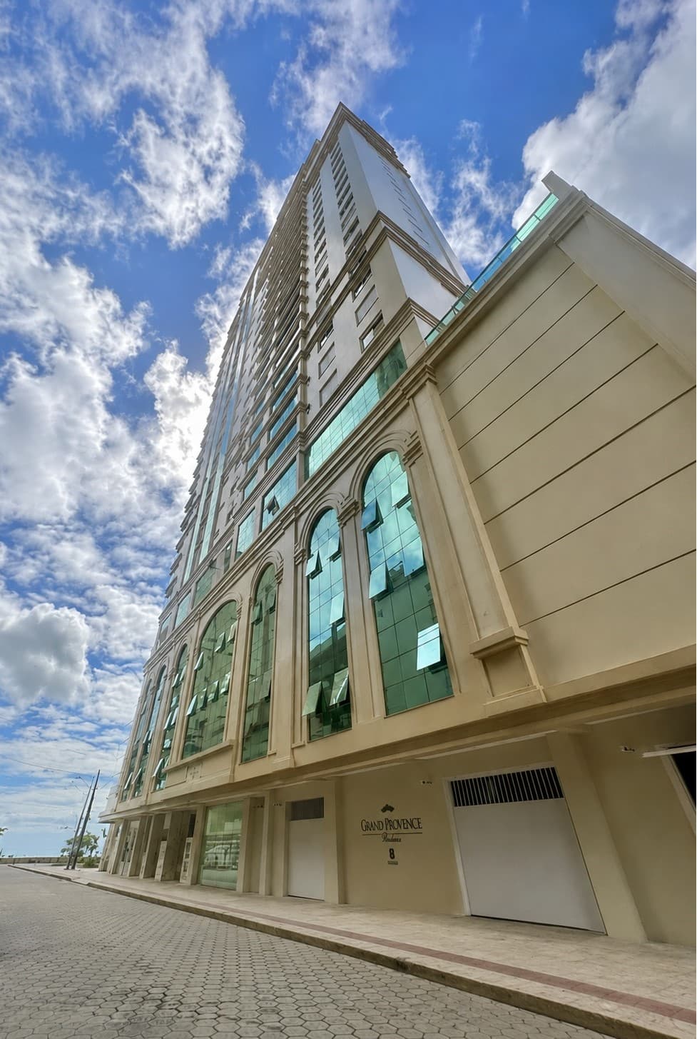 Apartamento à venda – Rua 253 • Meia Praia • Itapema
