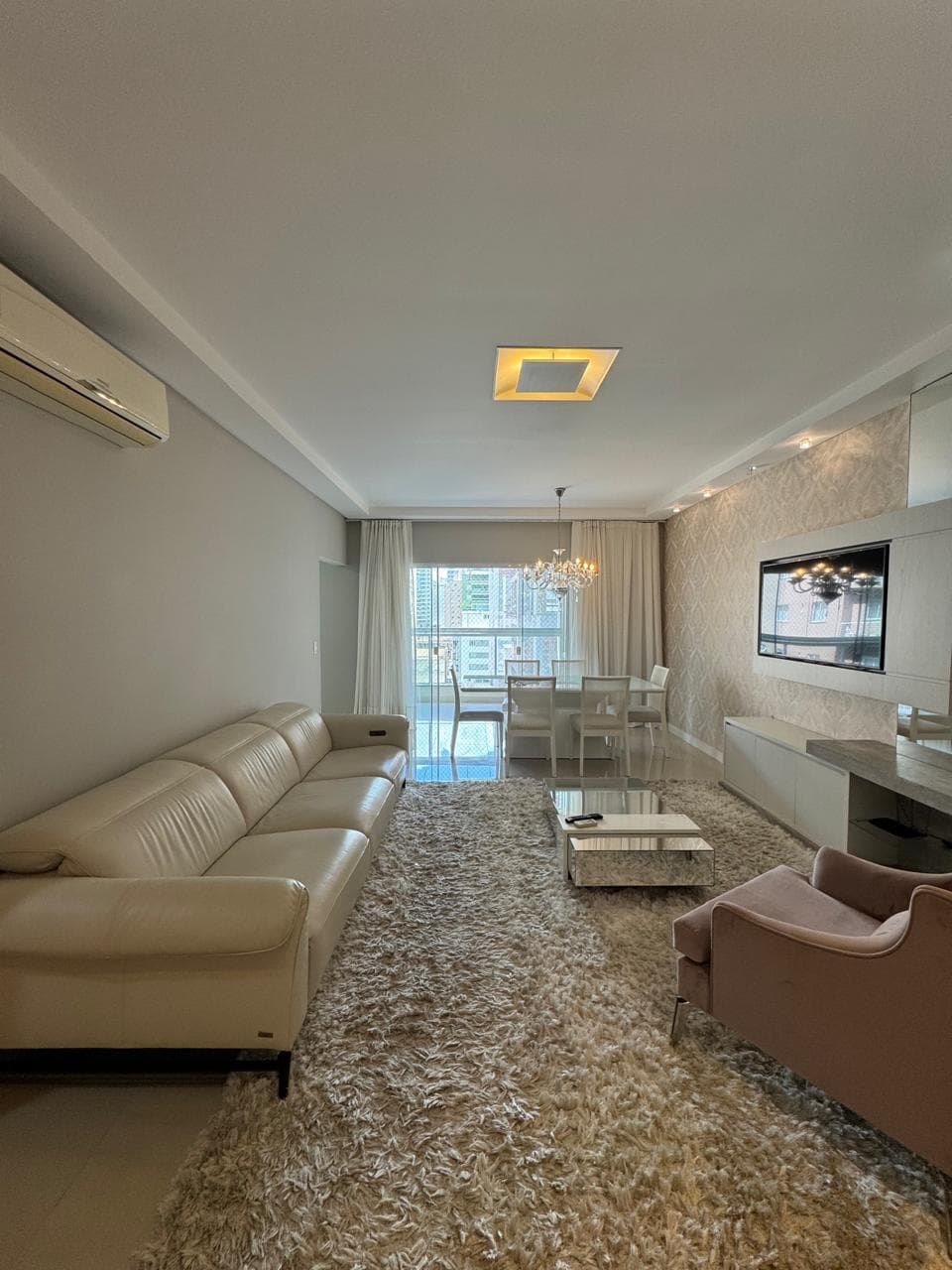 Apartamento à venda – Rua 248 • Meia Praia • Itapema