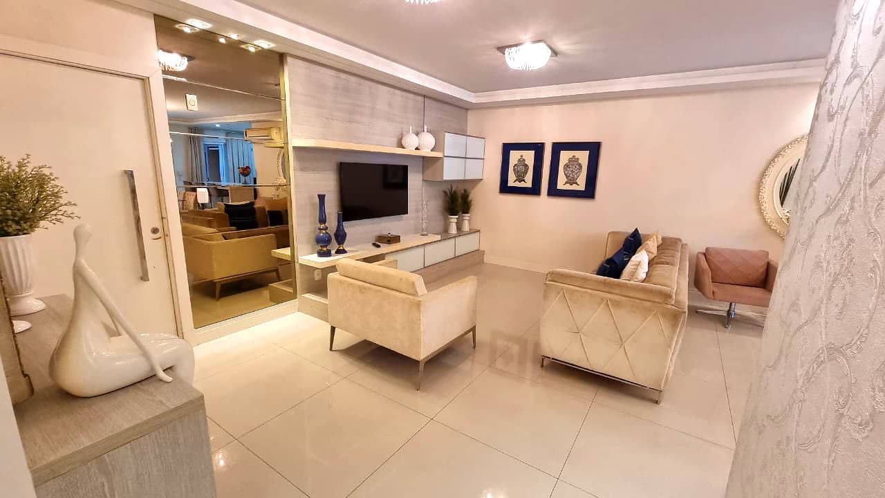 Apartamento à venda – Av. Nereu Ramos • Meia Praia • Itapema