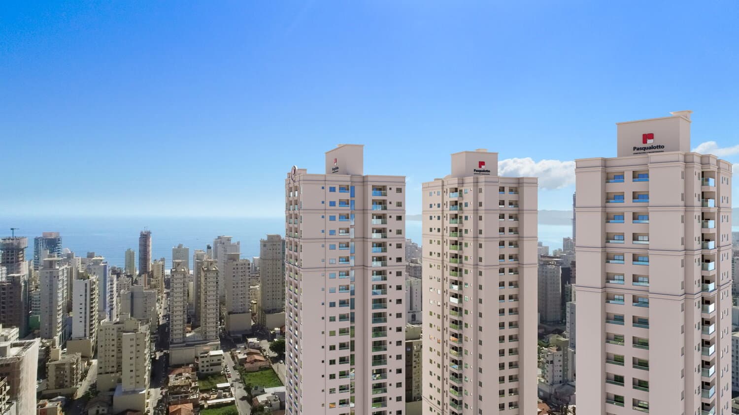Apartamento à venda – Rua 272 D • Meia Praia • Itapema