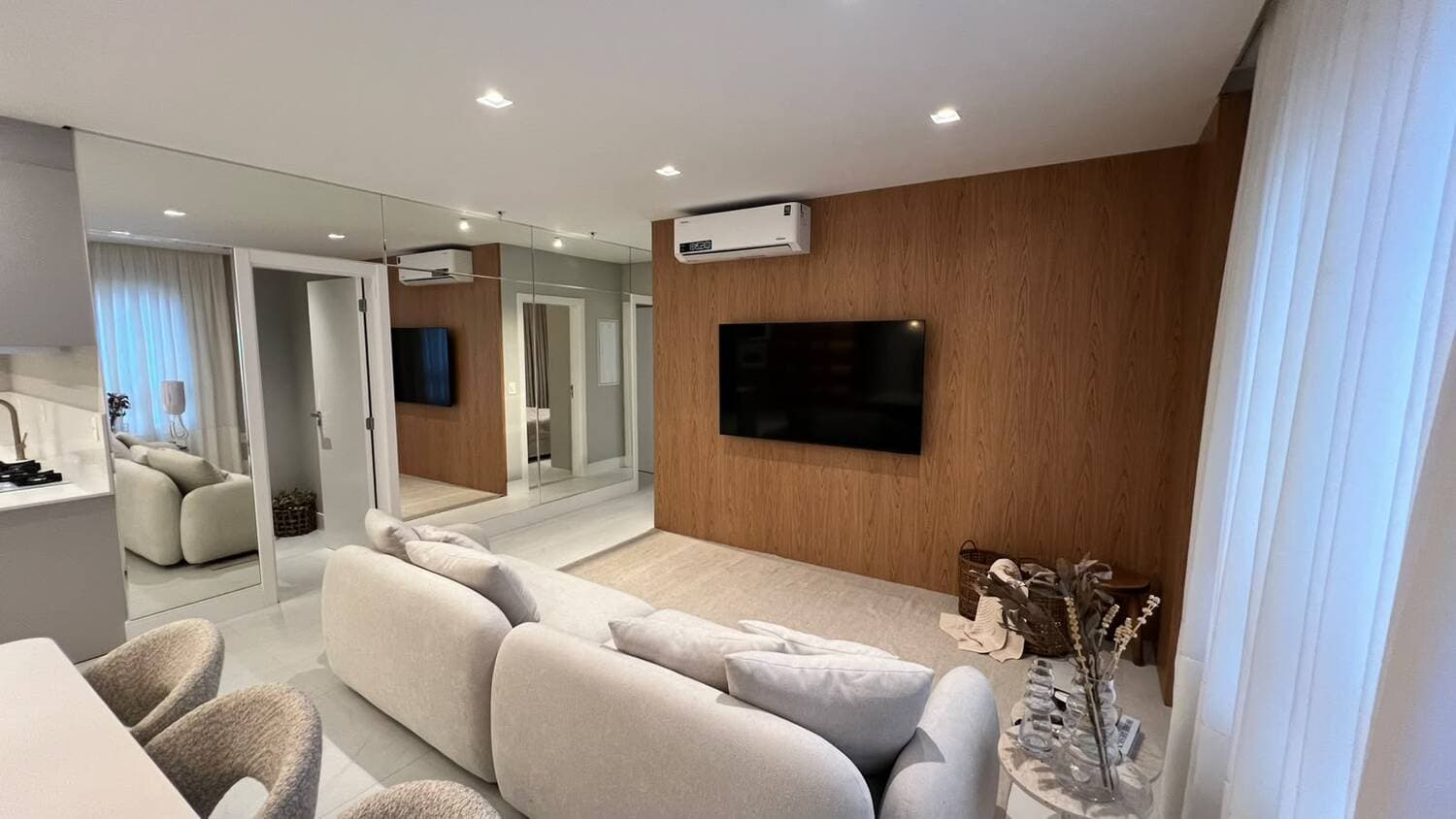 Apartamento à venda – Rua 290 • Meia Praia • Itapema