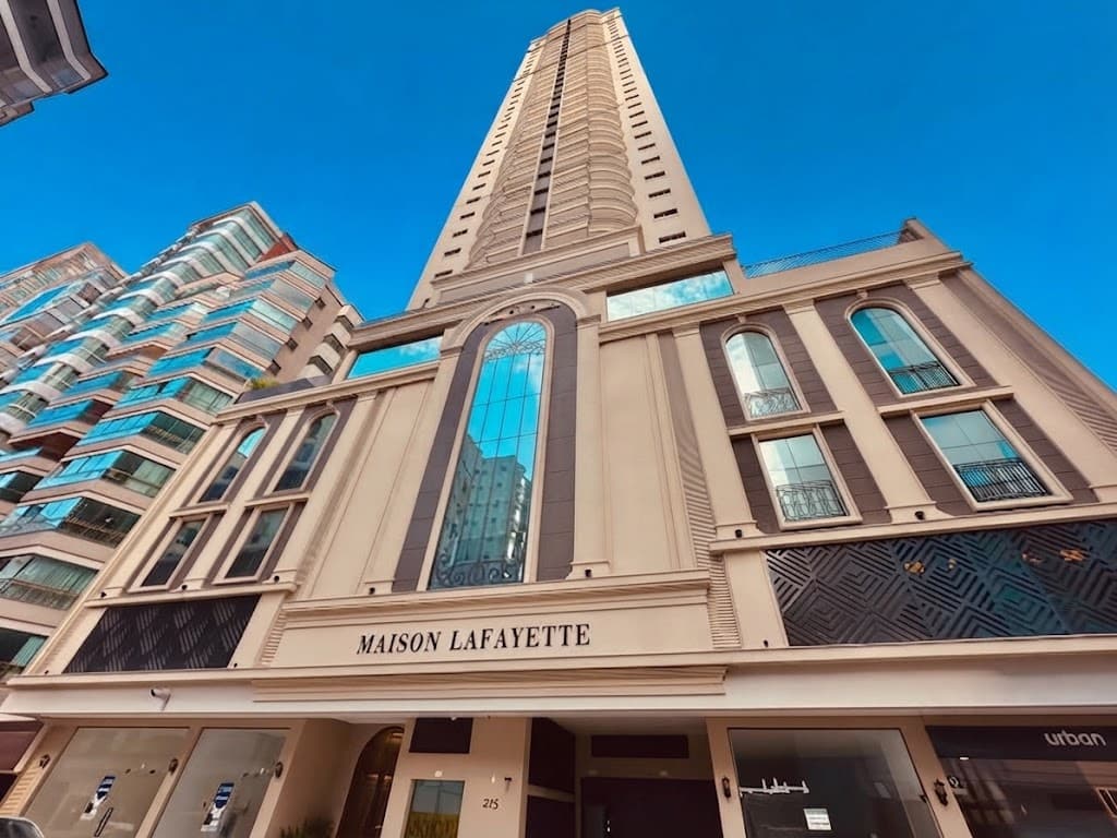 Apartamento à venda – Rua 254 • Meia Praia • Itapema