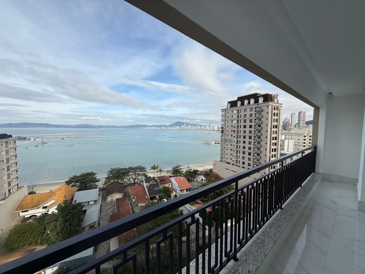 Apartamento à venda – Rua 115 • Centro • Itapema