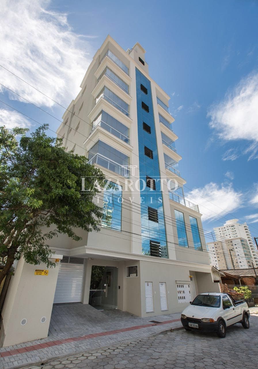 Apartamento à venda – Rua 254 A • Meia Praia • Itapema