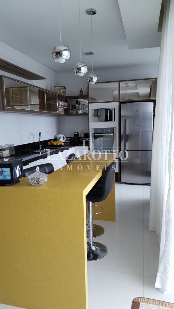 Apartamento à venda – Rua 272 • Meia Praia • Itapema