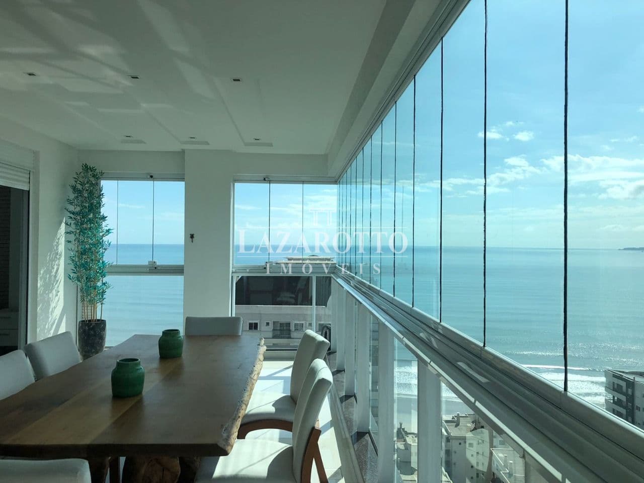 Apartamento à venda – Rua 208 • Meia Praia • Itapema