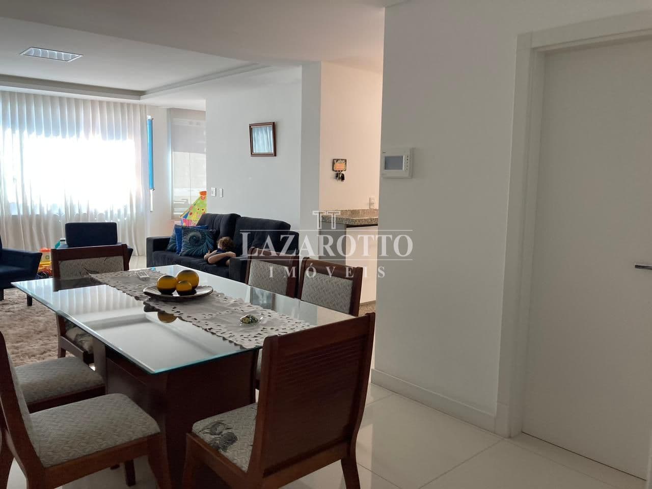 Apartamento à venda – Rua 268 • Meia Praia • Itapema