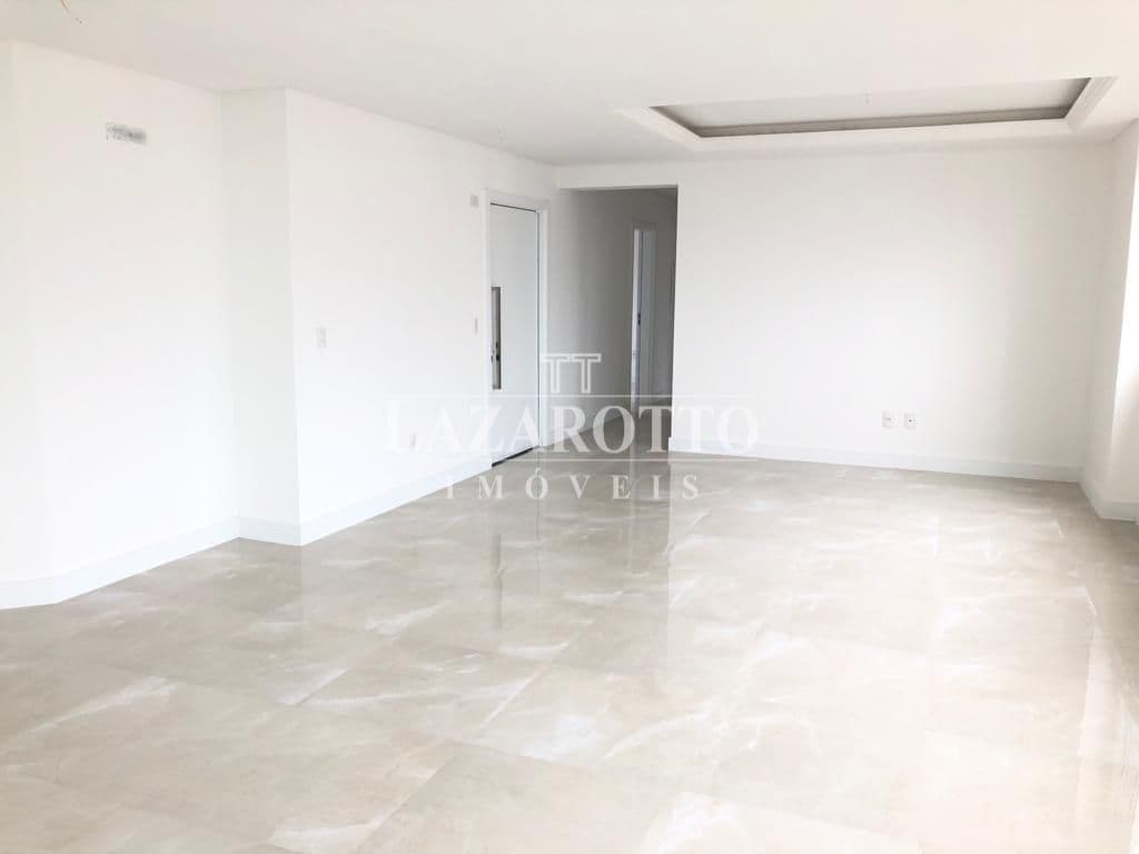 Apartamento à venda – Rua 260 • Meia Praia • Itapema