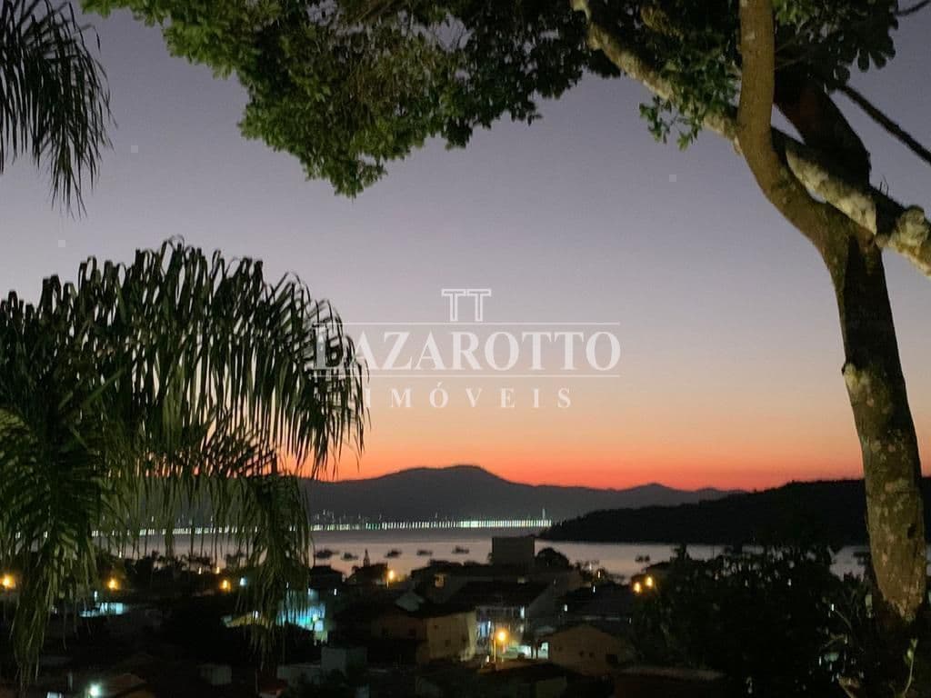 Terreno à venda – Morro do Moreira • Perequê • Porto Belo