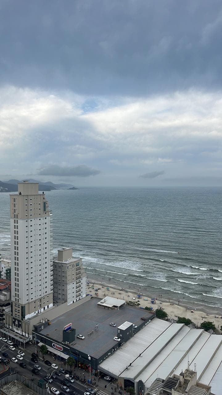 Apartamento à venda – Rua 248 • Meia Praia • Itapema