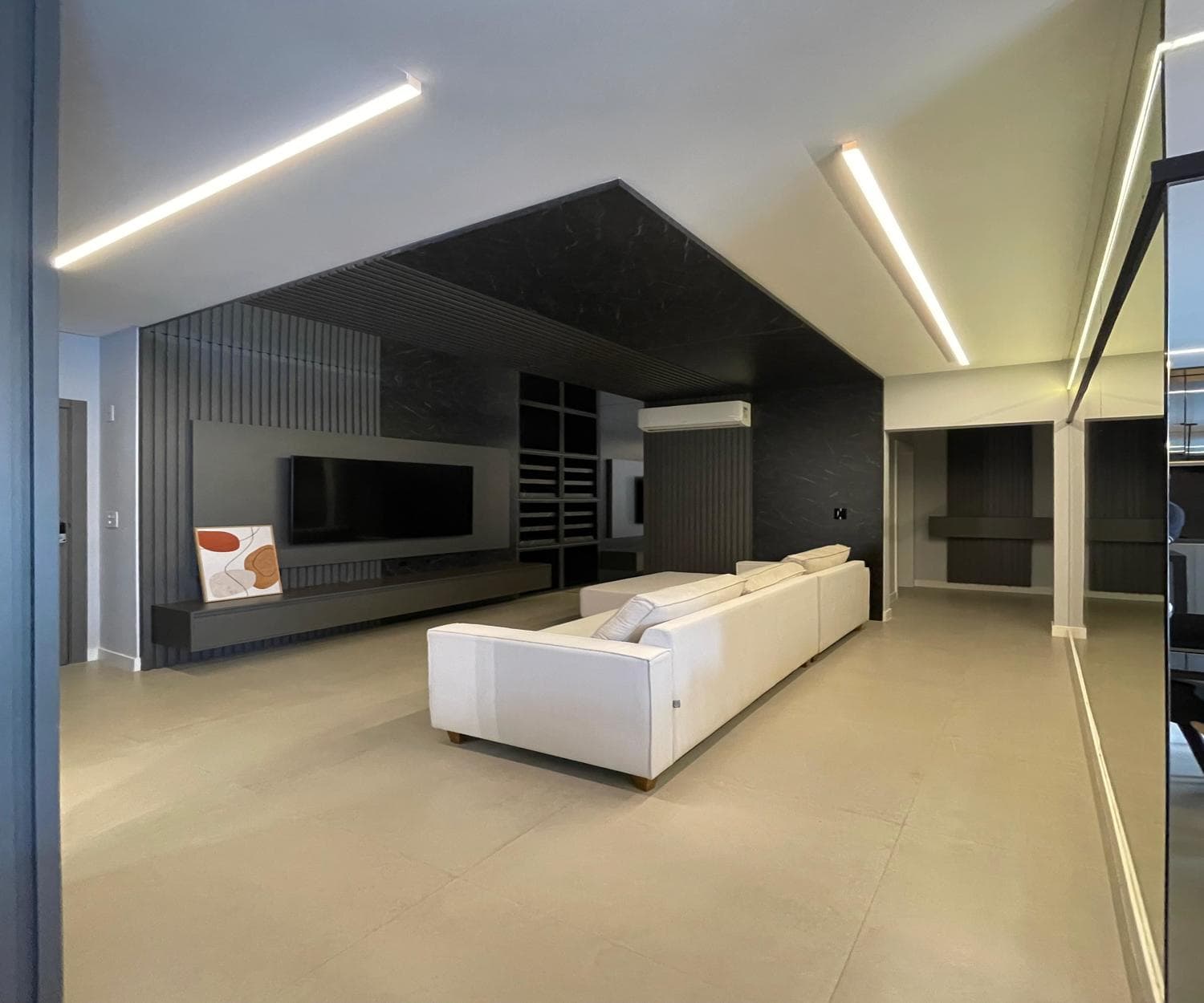 Apartamento à venda – Rua 244 • Meia Praia • Itapema