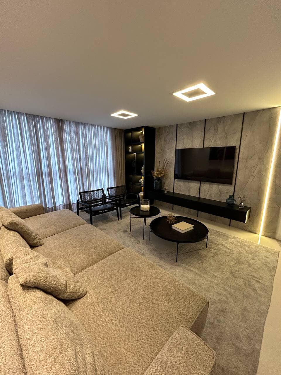 Apartamento à venda – Rua 323 • Meia Praia • Itapema