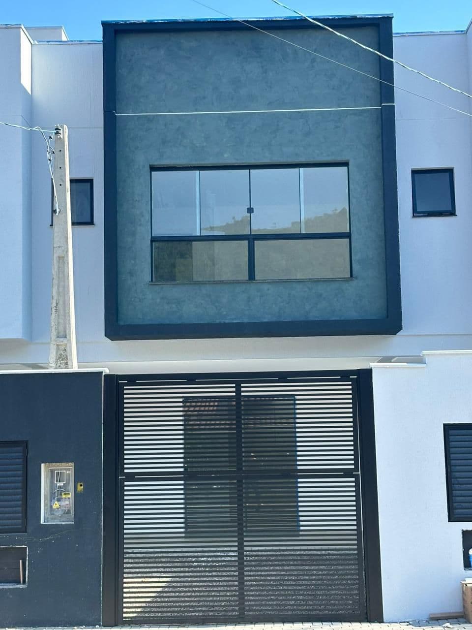 Casa à venda – Av Severiano dos Santos • Perequê • Porto Belo