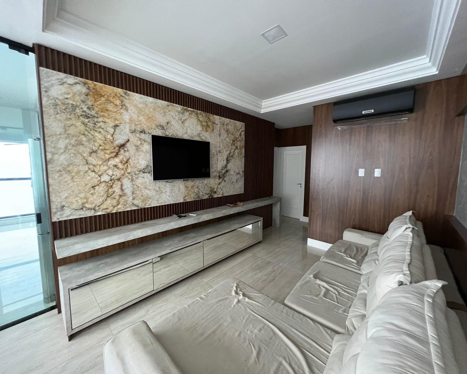 Apartamento à venda – Rua 207 • Meia Praia • Itapema