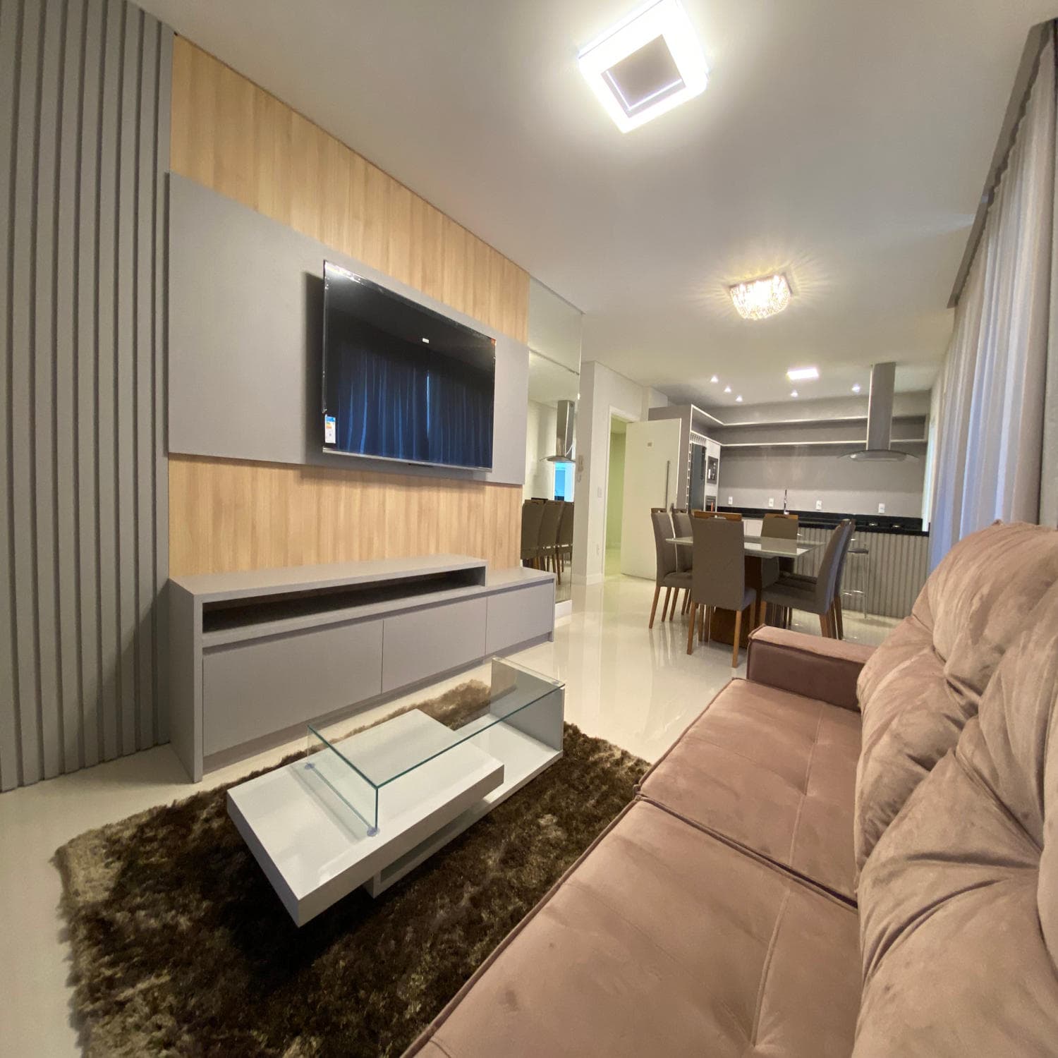 Apartamento à venda – Rua 307 • Meia Praia • Itapema
