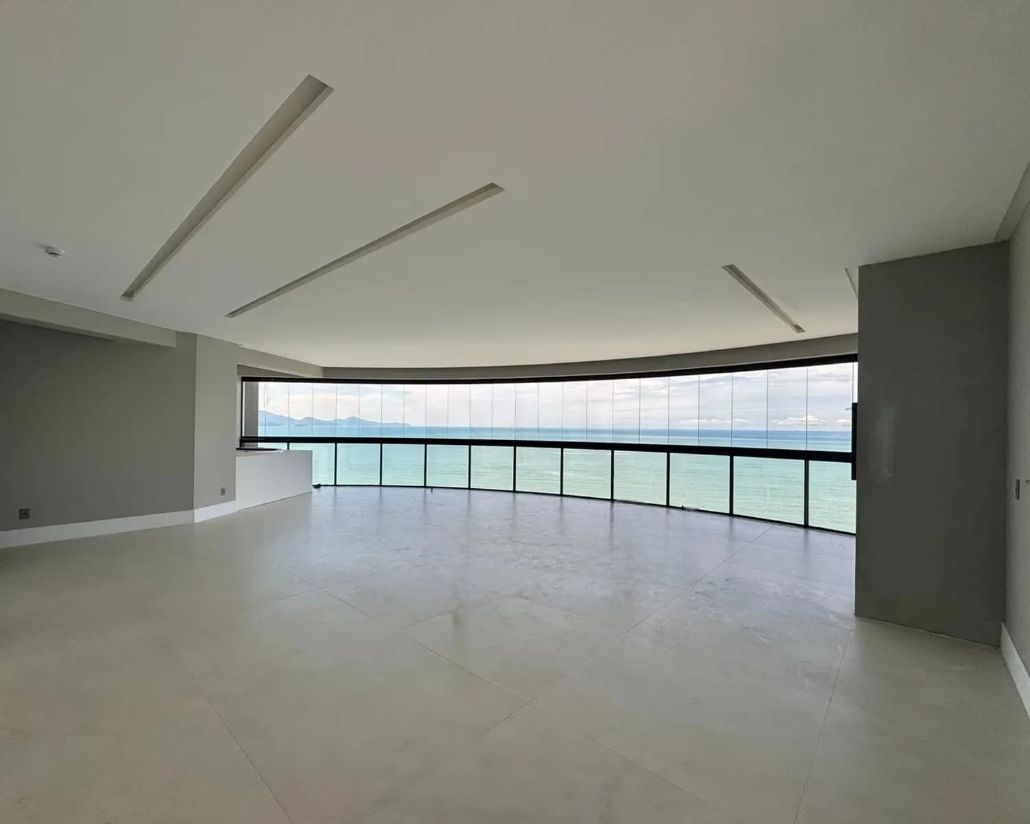 Apartamento à venda – Atílio Fontana • Perequê • Porto Belo