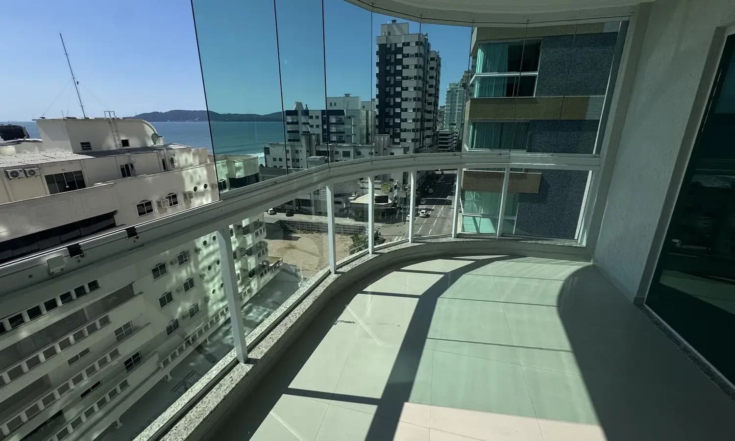 Apartamento à venda – Rua 224 • Meia Praia • Itapema