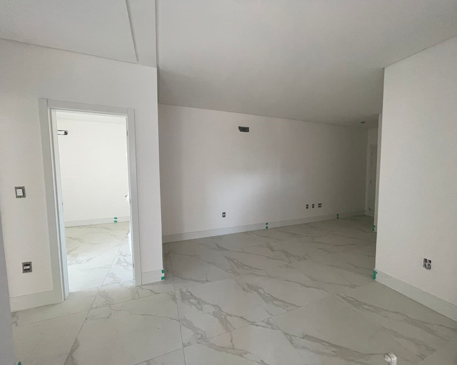 Apartamento à venda – Mário Padilha • Perequê • Porto Belo