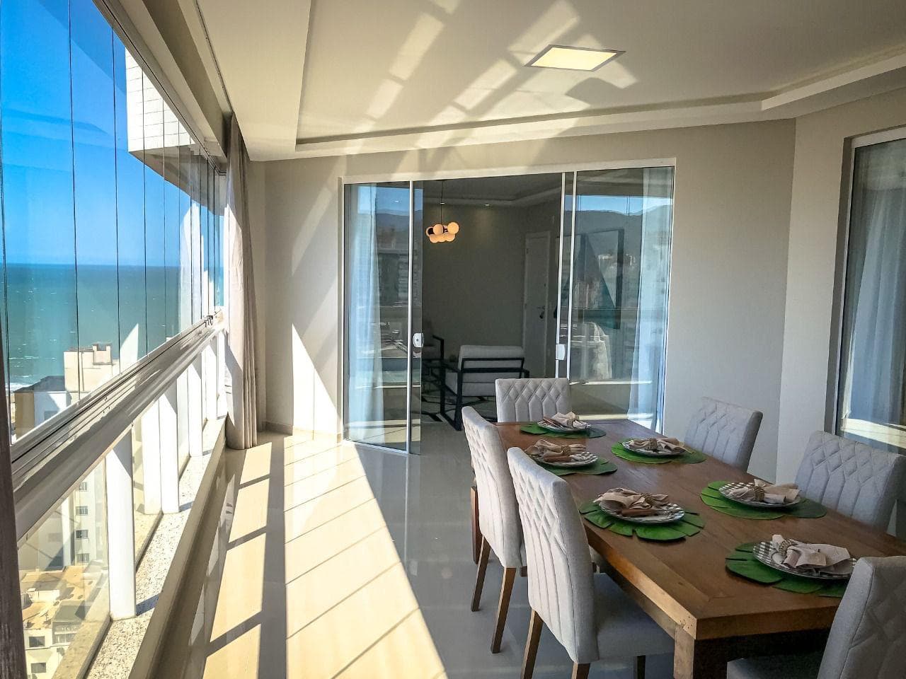 Apartamento à venda – Rua 248 • Meia Praia • Itapema
