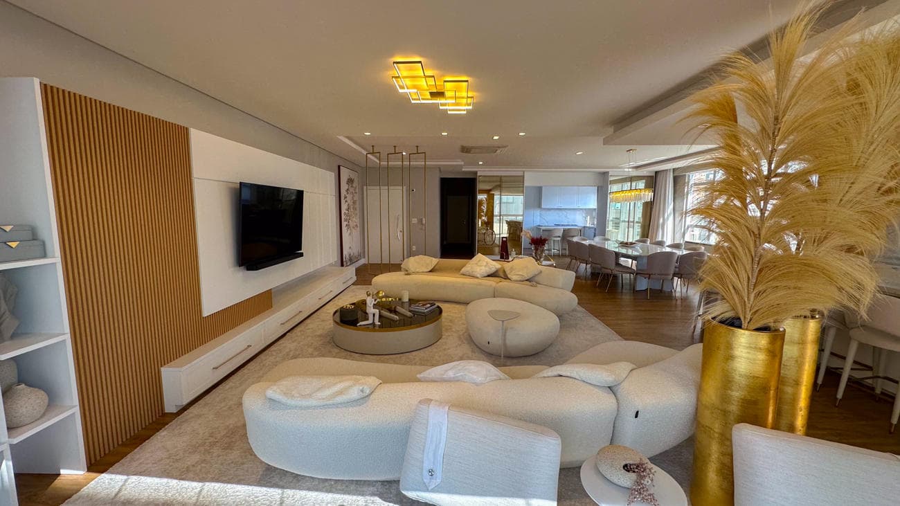 Apartamento à venda – Rua 256 • Meia Praia • Itapema