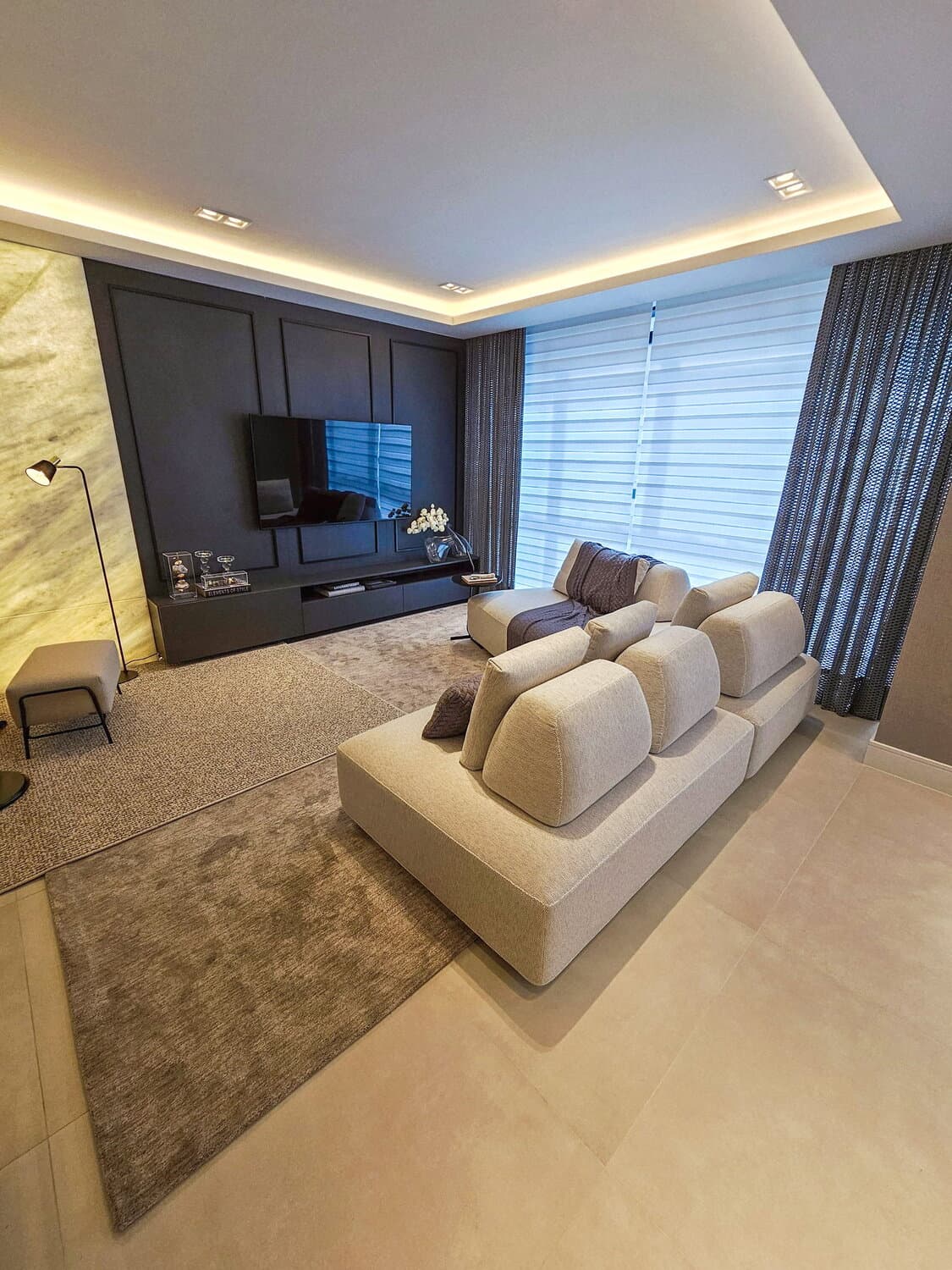 Apartamento à venda – Rua 240 • Meia Praia • Itapema