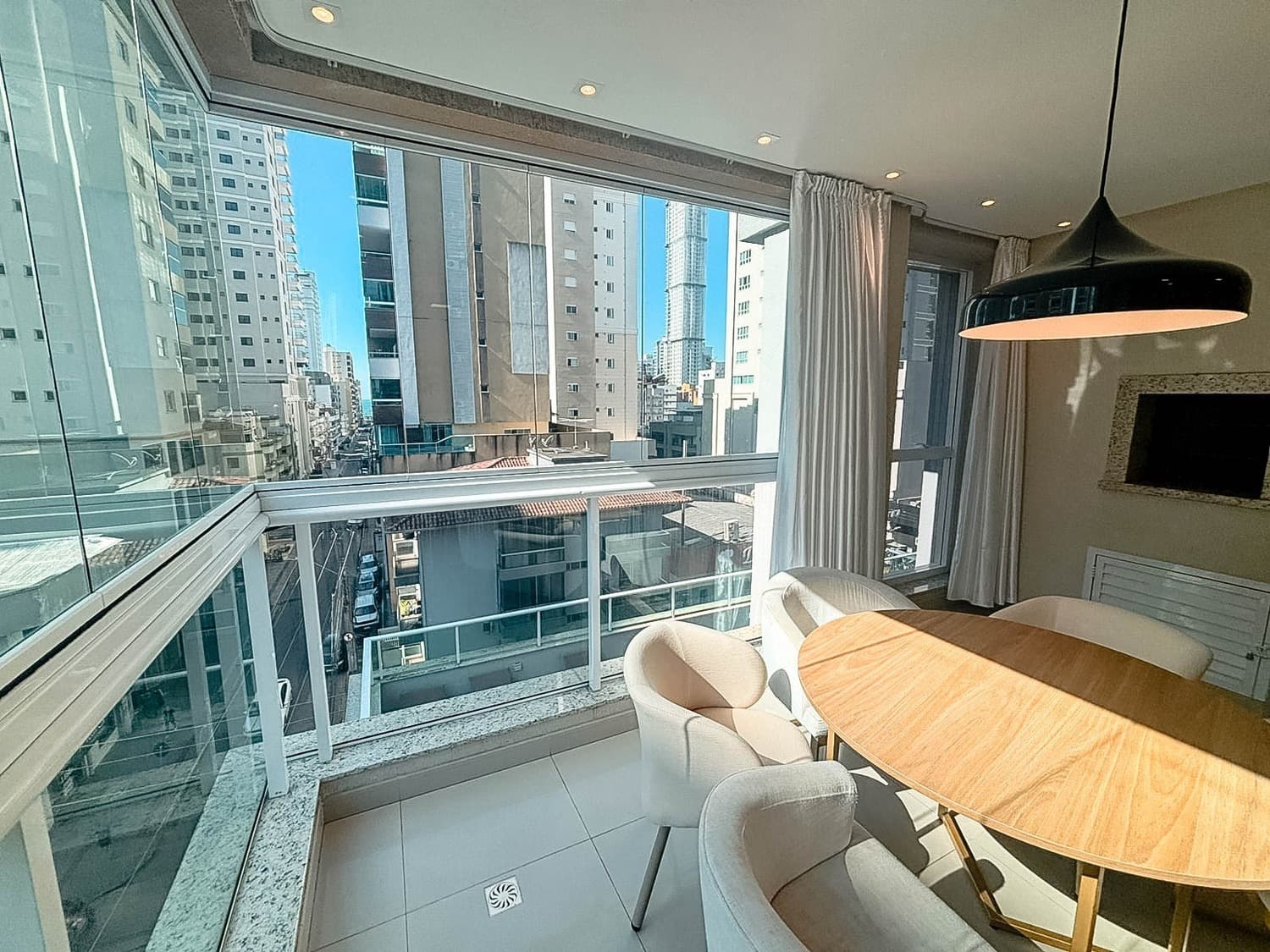 Apartamento à venda – Rua 272 • Meia Praia • Itapema