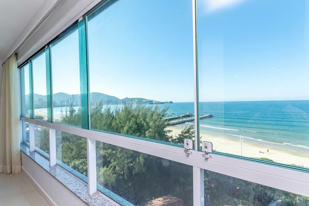 Apartamento à venda – Av. Nereu Ramos • Centro • Itapema