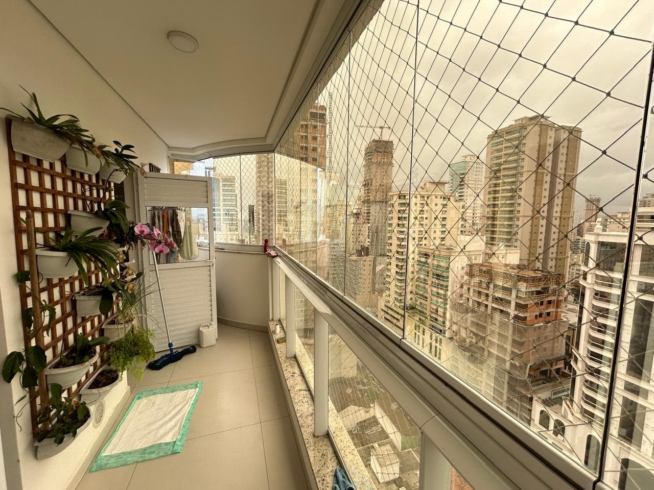 Apartamento à venda – Rua 250 • Meia Praia • Itapema