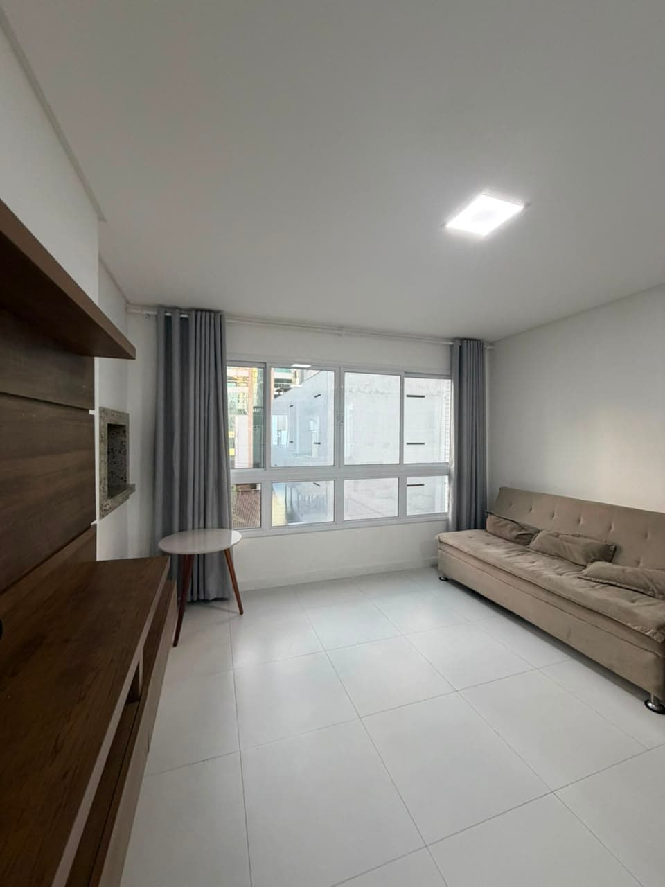 Apartamento à venda – Rua 258 • Meia Praia • Itapema