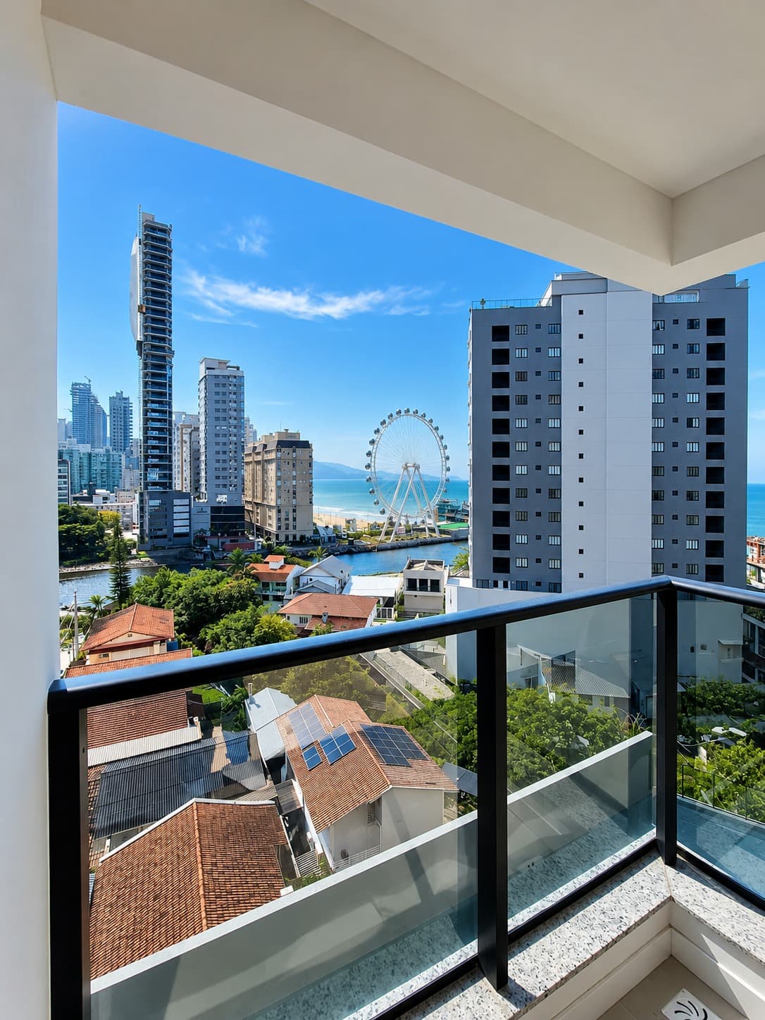 Apartamento à venda – Leão Belli • Perequê • Porto Belo