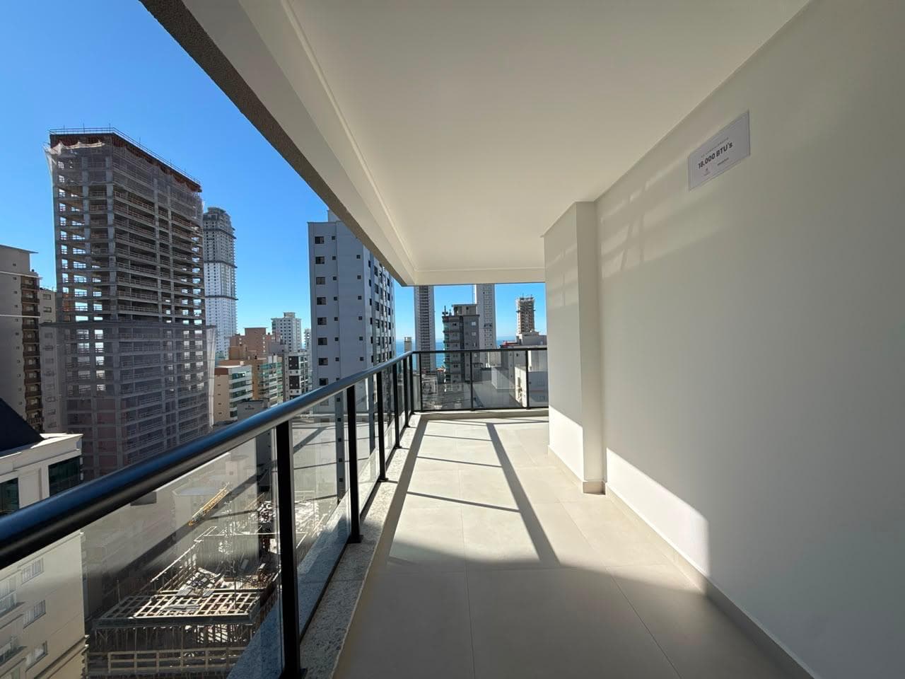 Apartamento à venda – Rua 290 • Meia Praia • Itapema