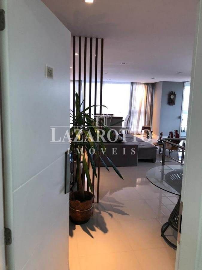 Apartamento à venda – Rua 307 • Meia Praia • Itapema